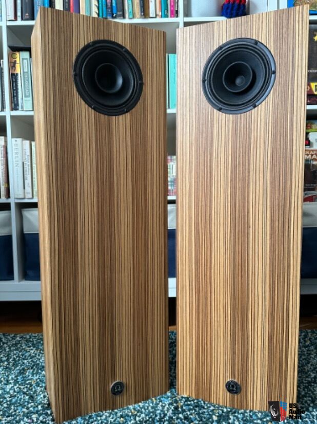 4349872-d 9ac 5446-omega-loudspeakers-65-junior-alnico-xrs-floorstanders-in-zebrawood-with-new-drivers