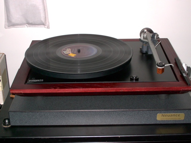 Rega P25, RB900, Grado Reference, and Neuance Shelf
