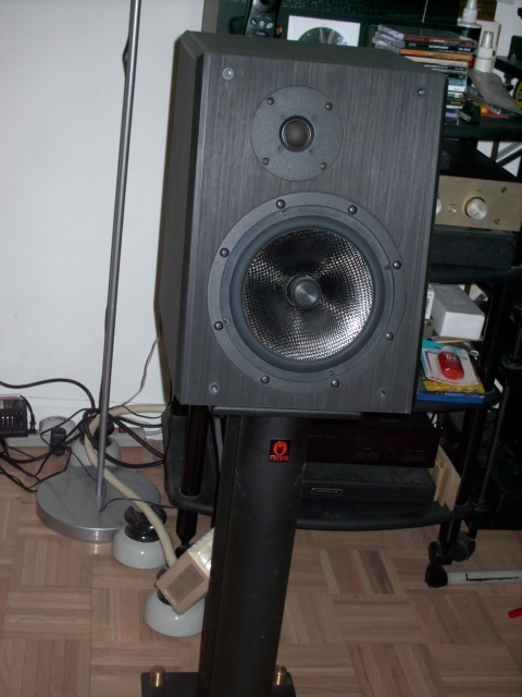 MM De Capo I & Osiris Stand