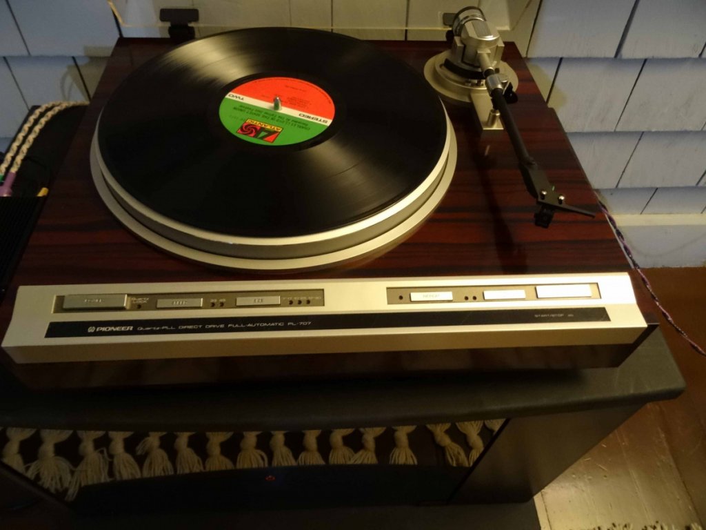 Pioneer-PL-707-reduced-2