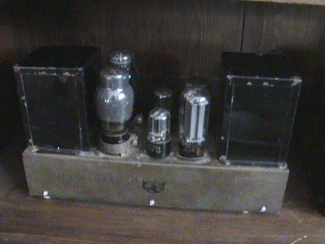 Pilot AA-904 monoblocks...6L 6, 2 6SN7 and 1 5U4 rectifier...sweet sounding amps!!
