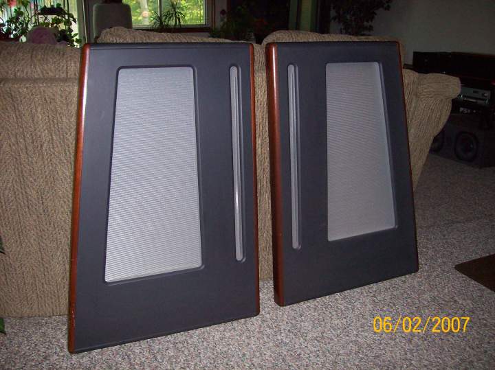 Apogee Stage off of their subwoofer stands.