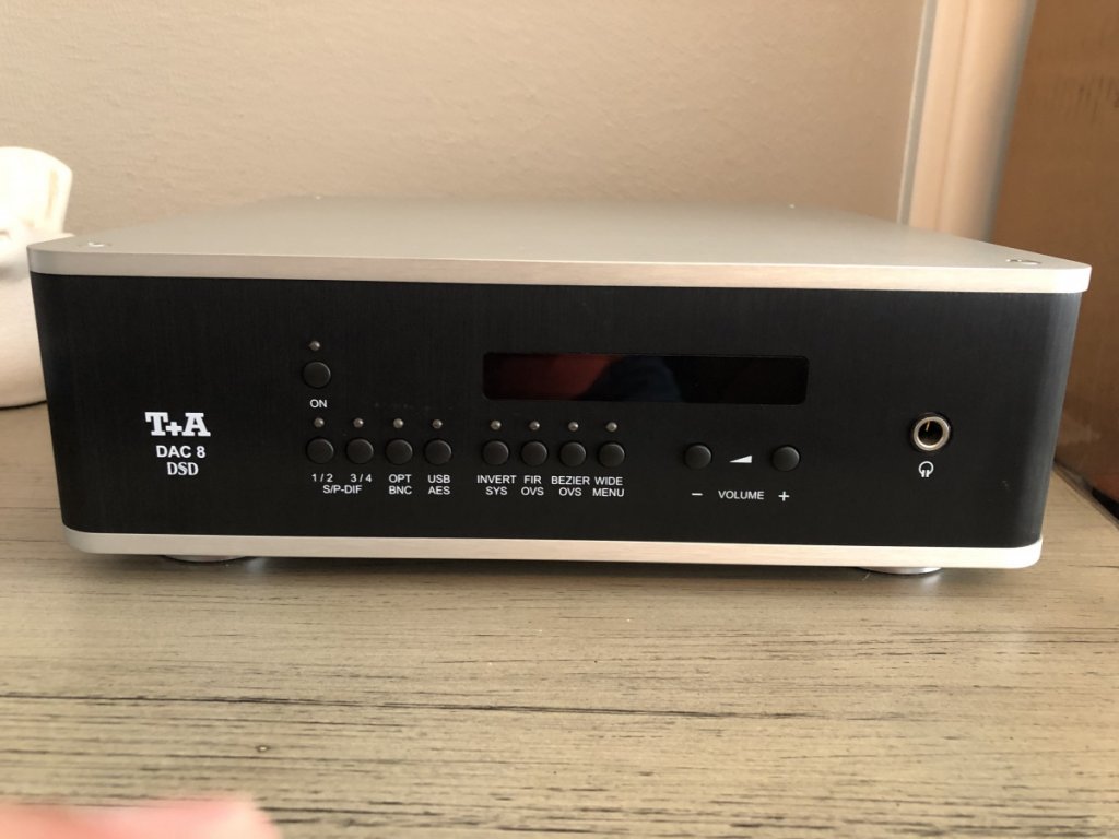 T A DAC8 DSD dac