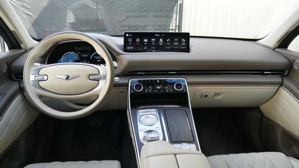 2021-Genesis-GV 80-interior