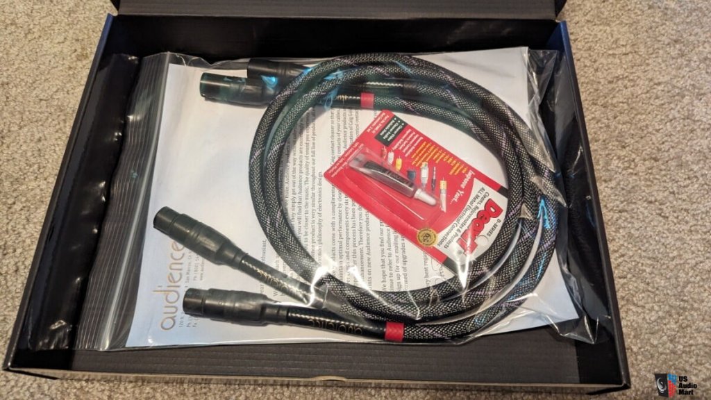 5114229-1bcf 46ed-audience-studio-two-xlr-interconnect-1m