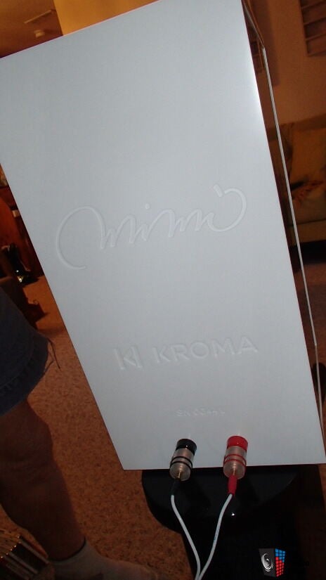 5135209-986fa 857-kroma-audio-mimi-speakers