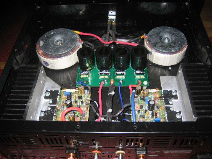Inside View, from the rear. Toroid wires heat shrinked and snubber removed.