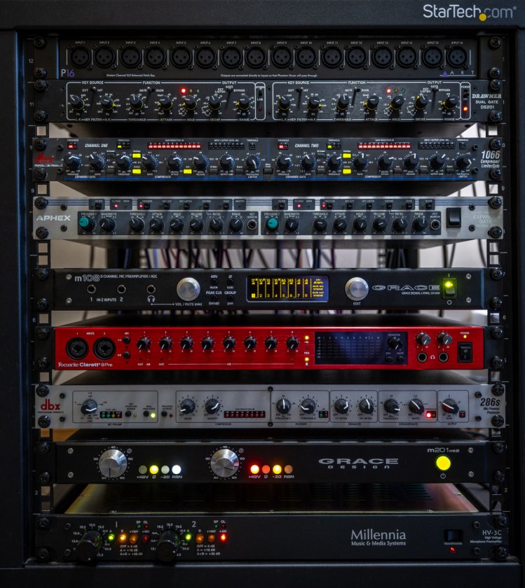 equipment-rack