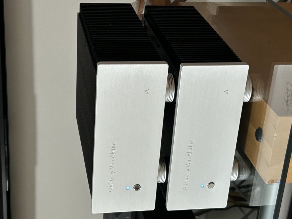 AVA-DVA-225M-Front-and-Side