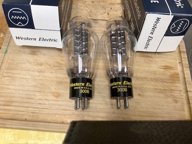 Western-Electric-300B-pair---used