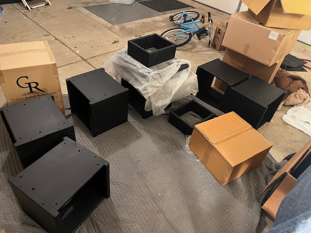 Here is some pictures of the triple threats after paint ready to be built