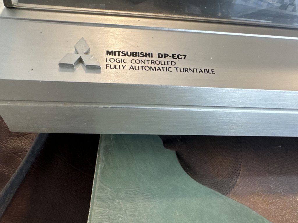 Classic Mitsubishi Diatone DP EC7 Turn Table