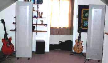1.6s posing with ES-335 and Les Paul - upstairs system