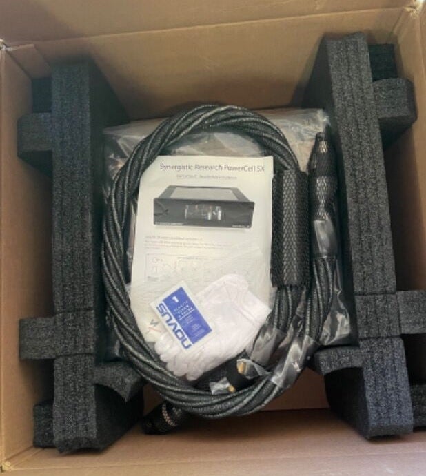 5520088-5b 83f 8bb-synergistic-research-powercell-sx-12-outlet-with-galileo-sx-high-current-32a-power-cable-see-pics