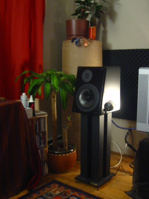 The de Capo i. DIY bass traps