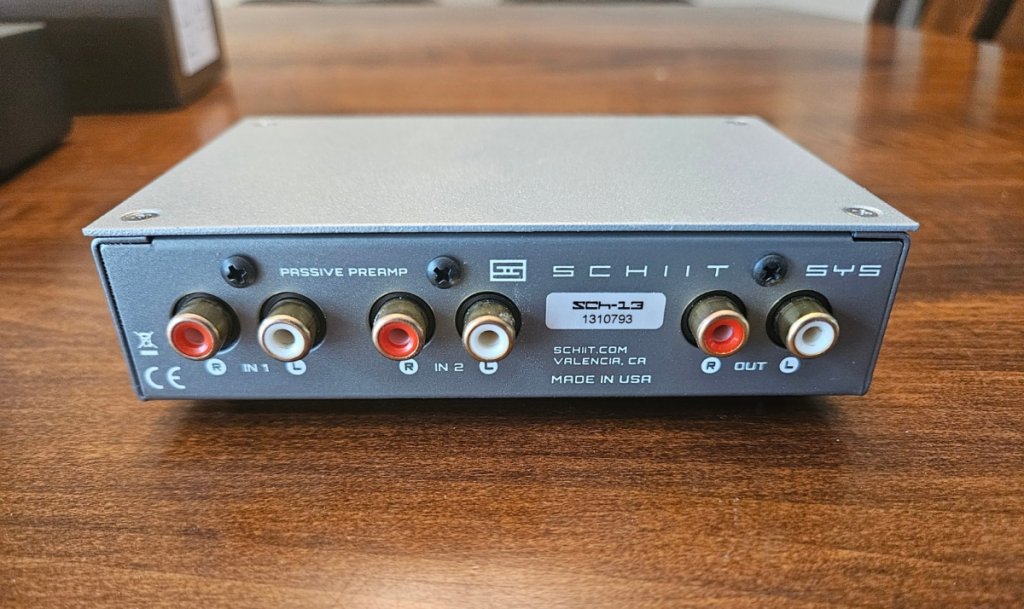 Schiit-Sys-back