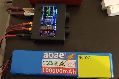 Douk Battery