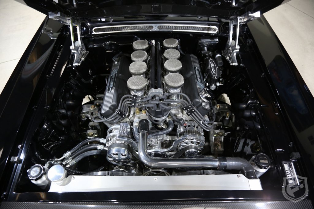 Roush 427 Eleanor engine