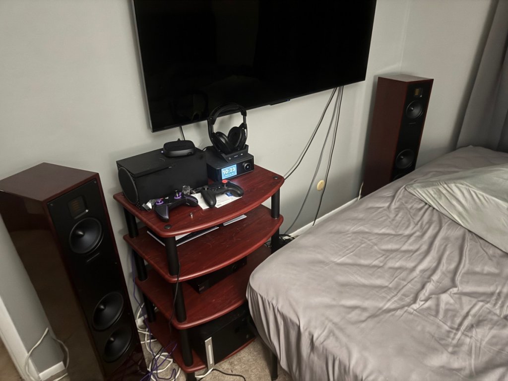 Speakers-5