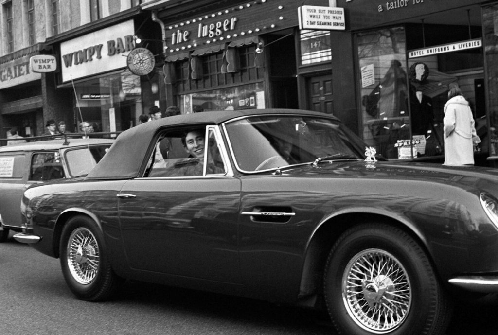 Aston-Martin-King Charles-driving-in-London