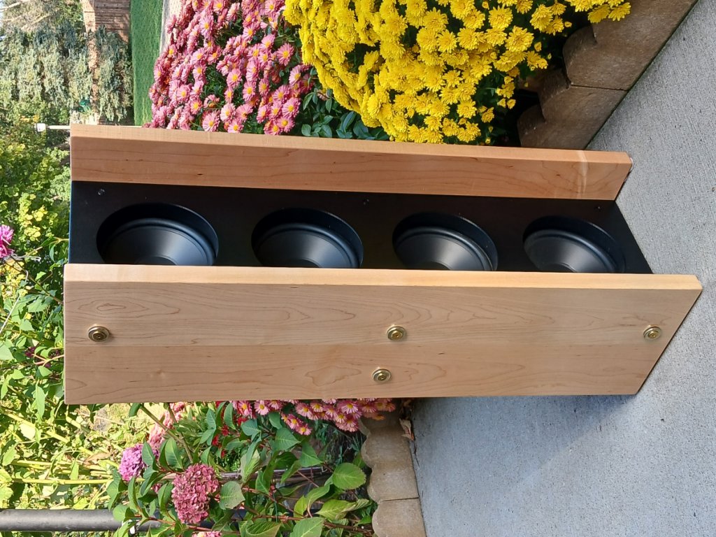 Planar Bass from the front