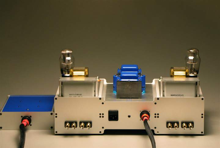 Rear view, showing the umbilical supplemental LED PS, output taps, and Pyramid P-feed oilers.