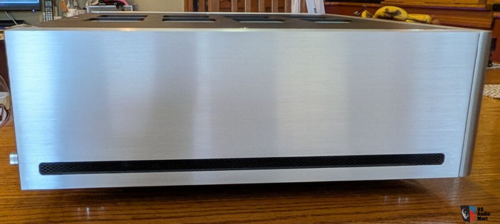 5937578-676defe 6-nad-m 23-eigentakt-amplifier