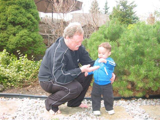 Showing Poppa