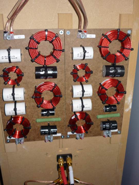 xover 24db 380hz/3800....originally for 1 pair mid/hi each,later just doubled up