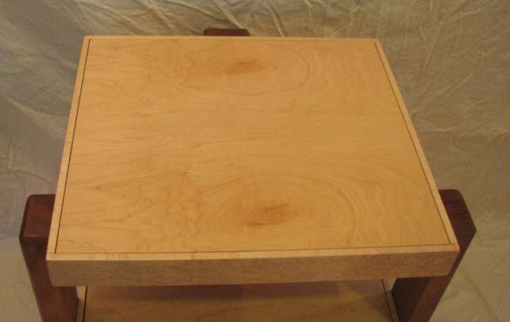 HHG Stands Sundancer Bird's Eye Maple/Quartersawn Mahogany Top