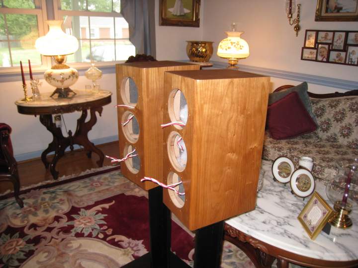 N3S Speakers - Front right view