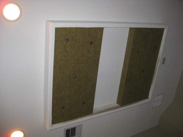 Ceiling filled with 2 sets of 2' x 4' 6lb rockwool total thickness is 4