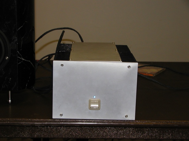 Le-Amp 2

Huge heat sink, light as a feather and 200 watts.