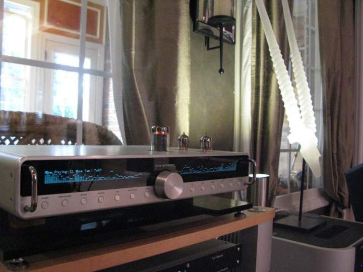 So far, this Modwright Transporter is my favorite audio source component.
Location: VTube Audio's stereo listening / auditioning room.
Become a fan of http: /www.facebook.com/VTube Audio