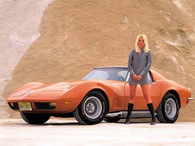 0208vet zoom 1973 Chevrolet Corvette Coupe Orange Driver Side Front View