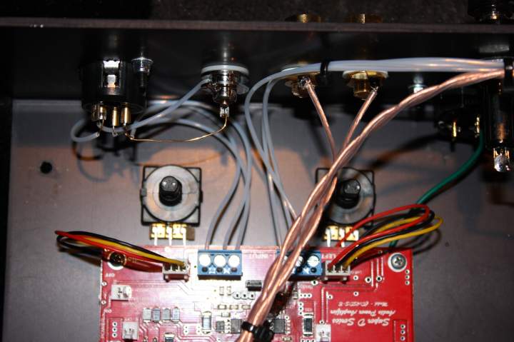 Closeup of dual mono potentiometers that set the overall gain of the amplifier. In this instance it is 4.99K which is about 24dB gain overall.