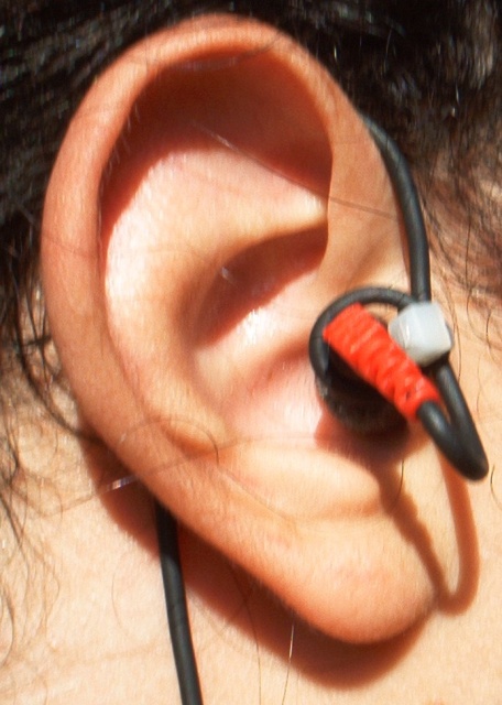 Etymotic Ear Side