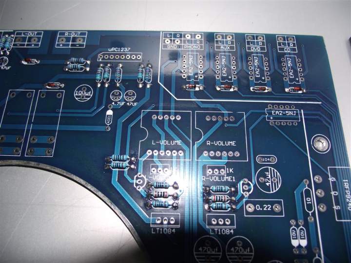 2010 12290002 (Large)