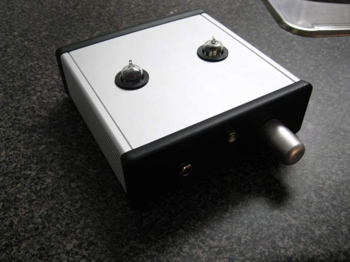 Millett Max Hybrid headphone amp front