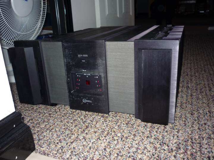 Krell KSA 300s is the monster driving it all soon...It just came out of the box with styrafoam on it.