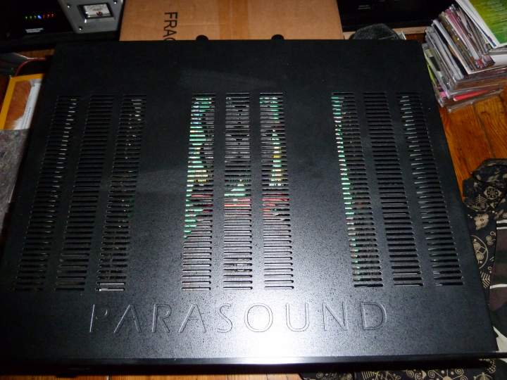 Parasound HCA1000A top.
SOLD