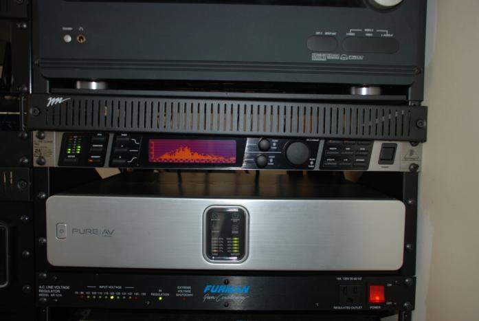 Close up of DEQ showing spectrogram of digital output