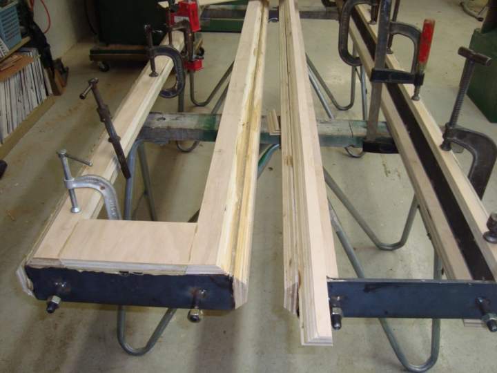 Acoustat in construction
