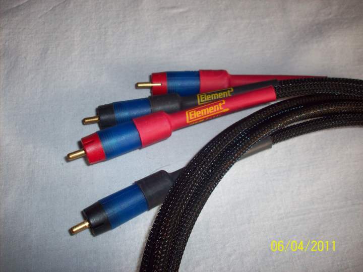 ELEMENT CABLE PLUGS