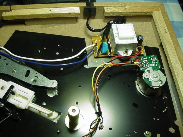 Harman Kardon bottom side of T-25 transformer