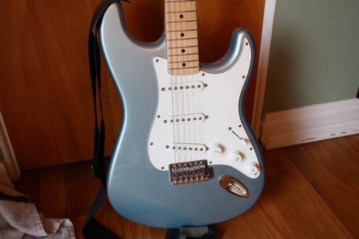 Fender 2
