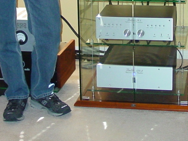 Belles Amp & Preamp - Dodd Power conditioner between Rogers legs