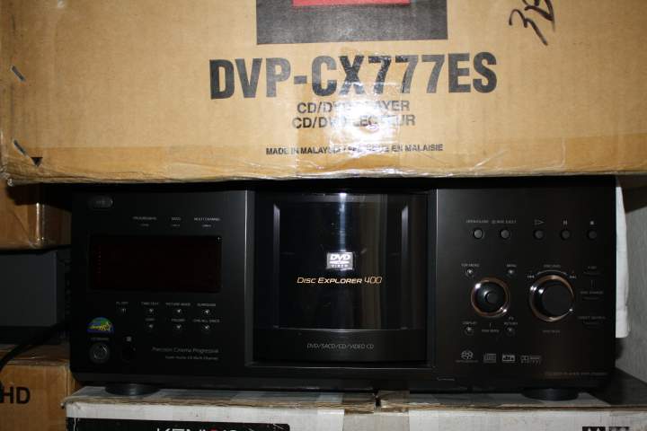 Sony885