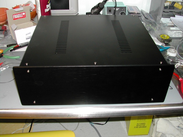 Uc D 400 amp front