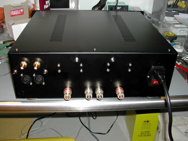 Uc D 400 amp back